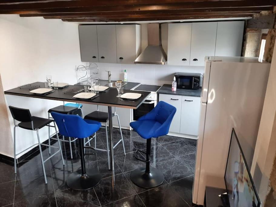 T3 Hyper-Centre Au Calme Tout Equipe Parking Prive Apartment Castres  Exterior photo